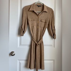 Versona Dress